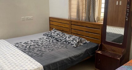 Peaceful Home Stay At Sholinganallur | G2 Room Type - Bedroom 1