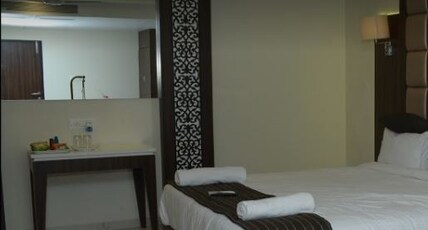 Solitaire Residency Room Type - Deluxe Room