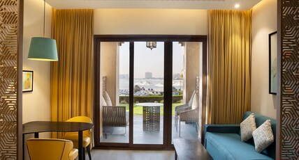 DoubleTree by Hilton Resort & Spa Marjan Island Room Type - King Bay Club Sea Front with Beach Access DoubleTree by Hilton Resort & Spa Marjan Island Room Type - King Bay Club Sea Front with Beach Access
