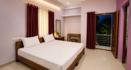 Skylounge Residency Room Type - Deluxe Family Triple Sharing Room