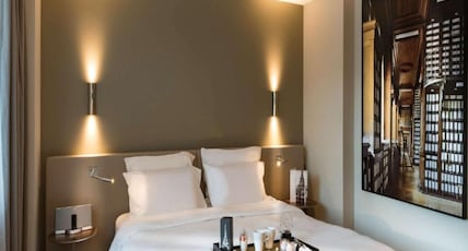 Pullman Paris Tour Eiffel Room Type - DELUXE ROOM, 1 king size bed, 1 sofa bed, balcony with view of Eiffel Tower Pullman Paris Tour Eiffel Room Type - DELUXE ROOM, 1 king size bed, 1 sofa bed, balcony with view of Eiffel Tower