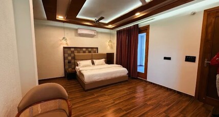 Yes Hotel By The Ganges Room Type - Tripple bed Room