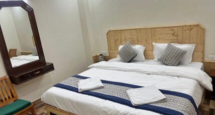 S Veer Homestay Sethan Room Type - Standard Room Without Balcony