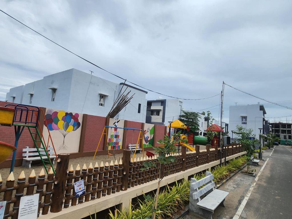 Holiday Home Madurai - Duplex Villa Umachikulam - Tap to explore photos