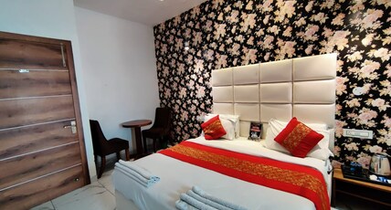hotel ontario Room Type - Ontario Deluxe room A.C with wifi