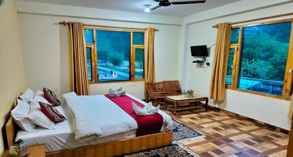Night in paradise BNB Room Type - Deluxe Room