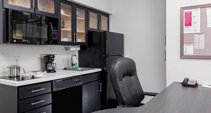 Candlewood Suites WARNER ROBINS/ROBINS AFB, an IHG hotel Room Type - 1 Bedroom Suite Sofa Bed