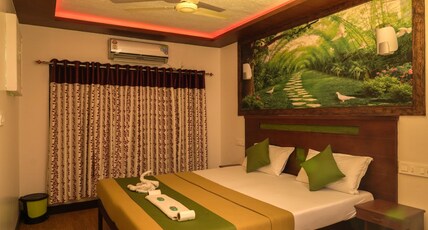 Upper Deck Houseboats Room Type - 4 Bedroom Private Deluxe Houseboat Ac time 8 PM to 6 AM Upper Deck Houseboats Room Type - 4 Bedroom Private Deluxe Houseboat Ac time 8 PM to 6 AM