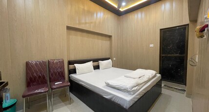 Dev Villa Guest House Room Type - Bedroom 201