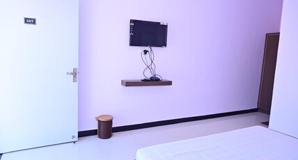 The Regent Hotel and Restaurant Room Type - Standard Room