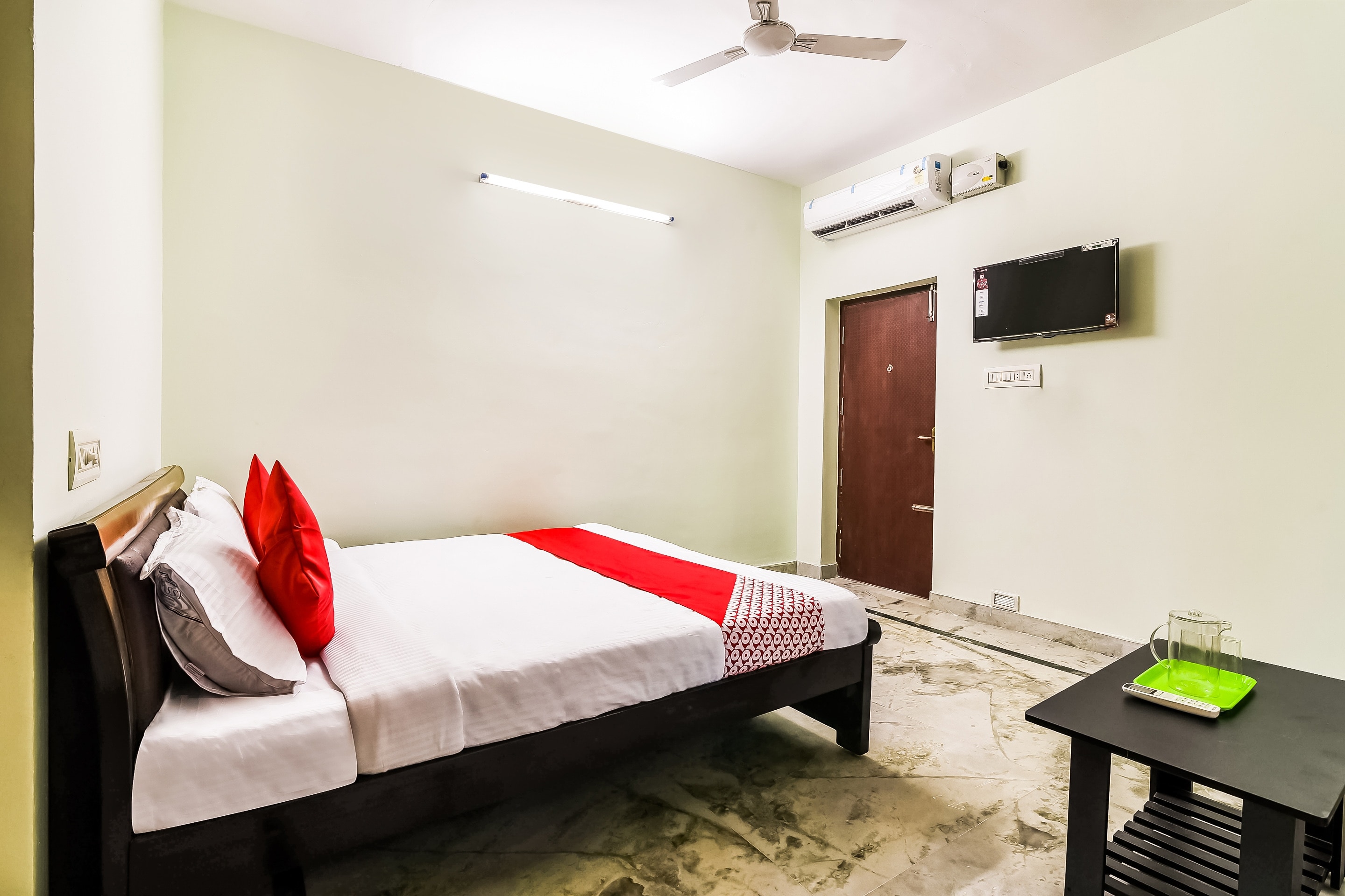 Hotel O Kartikeya Park View Residency - Tap to explore photos