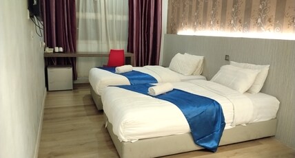 Collection O Near Tanjung Batu Formerly 4orty Inn Room Type - Standard Twin