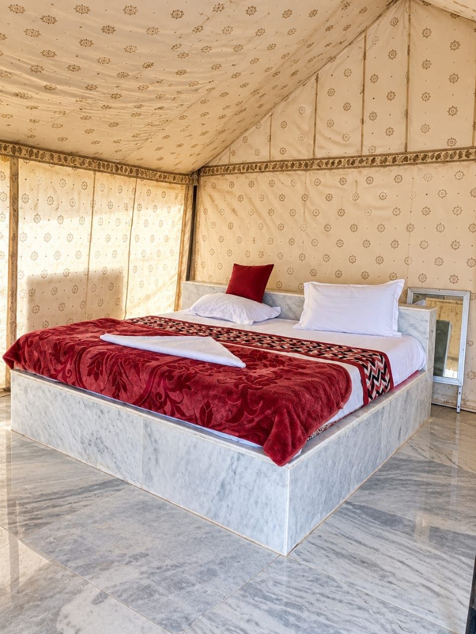 Khuri Desert Safari Camp - Tap to explore photos