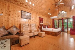 PARADISE RETREAT DAKSUM