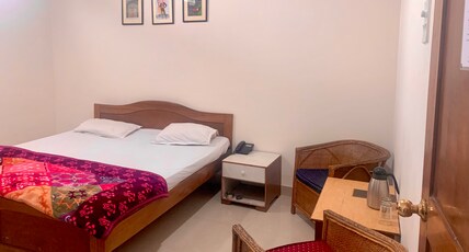 Hotel Devika Room Type - Deluxe Room