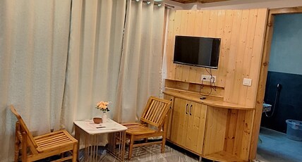 Saathi Stay & Cafe Room Type - Bedroom 3
