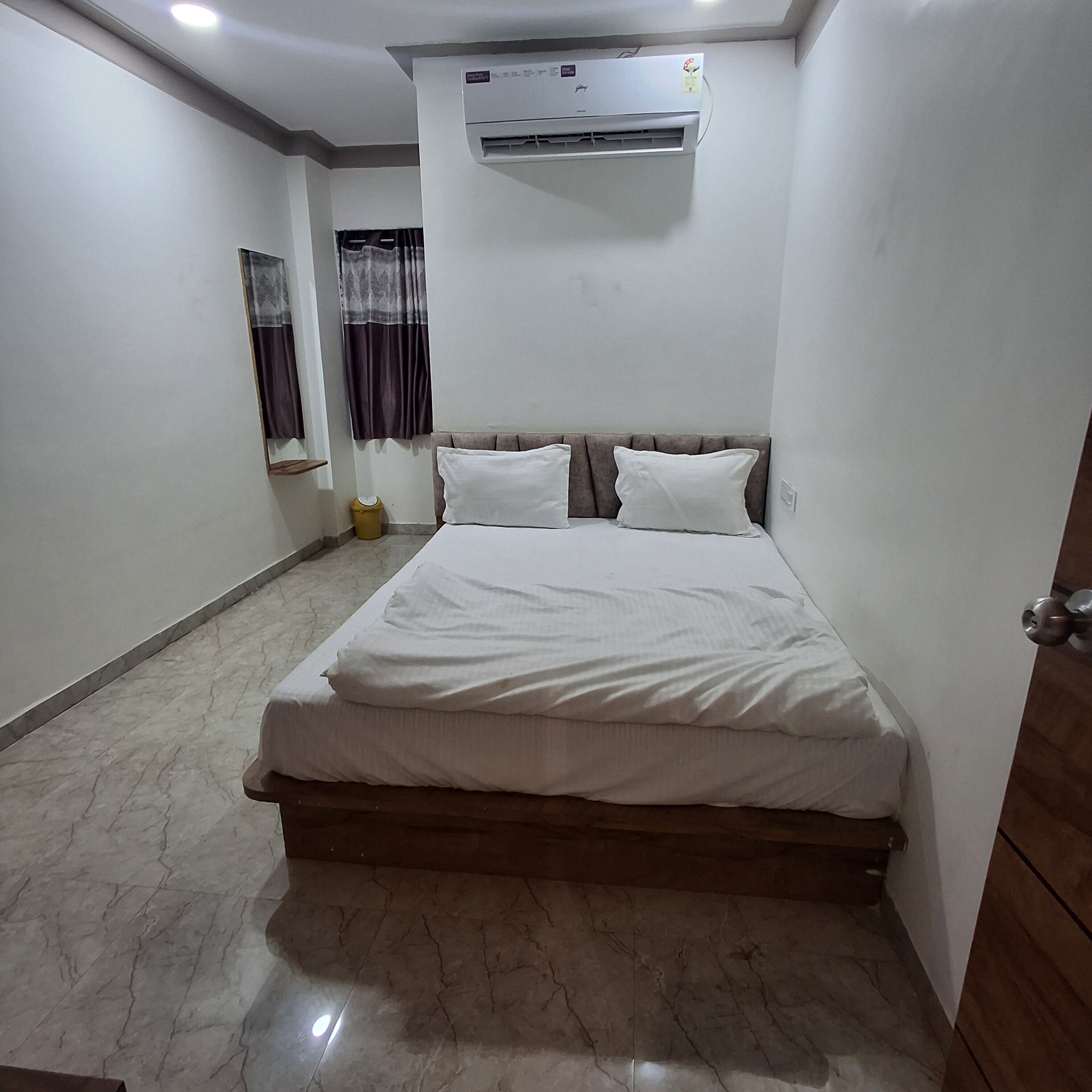 Hotel satyam - Tap to explore photos