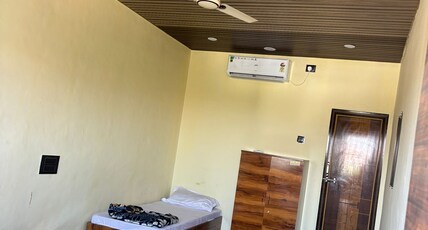 Hotel Ambika pure veg and lodging Room Type - Standard Room