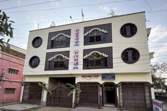 Maheswari Lodge