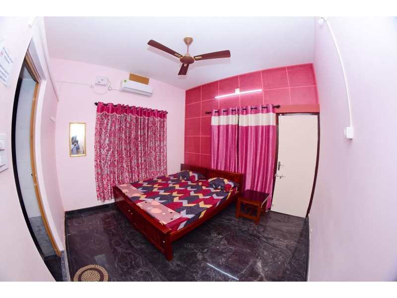 Happy Homestay Malpe - Tap to explore photos