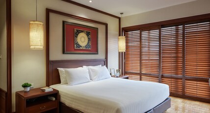 Centre Point Sukhumvit Thong Lo Room Type - 2 Bedroom Grand Suite King & Queen Bed