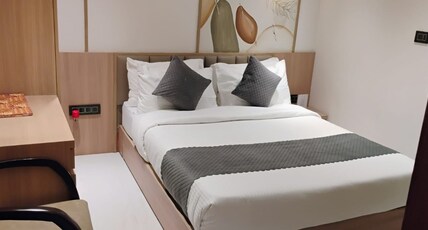 Hotel Varshish Inn Room Type - Business
