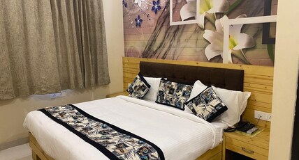 Hotel Ridhi Sidhi Residency Room Type - Deluxe Room (5mins walk to Golden temple)