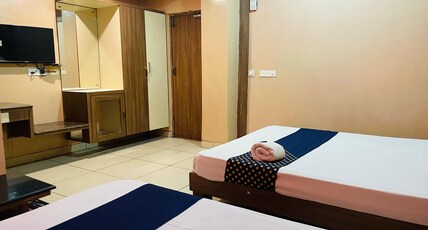 Hotel Vandana Room Type - Super Deluxe Double
