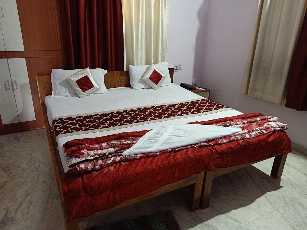 Sarvamangala Guest House - Tap to explore photos