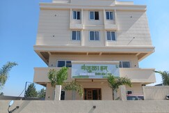Hotel Manjula Inn