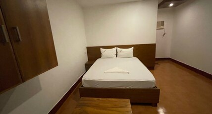 Pleasant plaza tourist home Room Type - Standard non AC Pleasant plaza tourist home Room Type - Standard non AC
