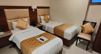 Oxford Hotel Powai Room Type - Standard Room Oxford Hotel Powai Room Type - Standard Room