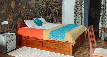 Vaga Copper Castle Room Type - Deluxe Room With King Bed