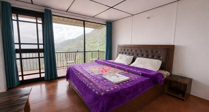 Sunrise Resorts Room Type - Premium cottage with Balcony and Mountain View