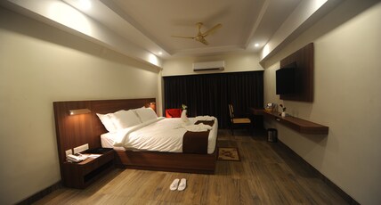 Surya Garden  Room Type - Executive King Bed Room