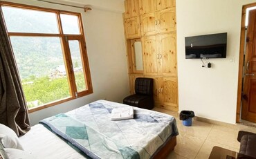 aKumar Way inn Room Type - Delux Room