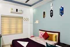 Pavithra 2BH Apartment | 500m from Guruvayur Temple