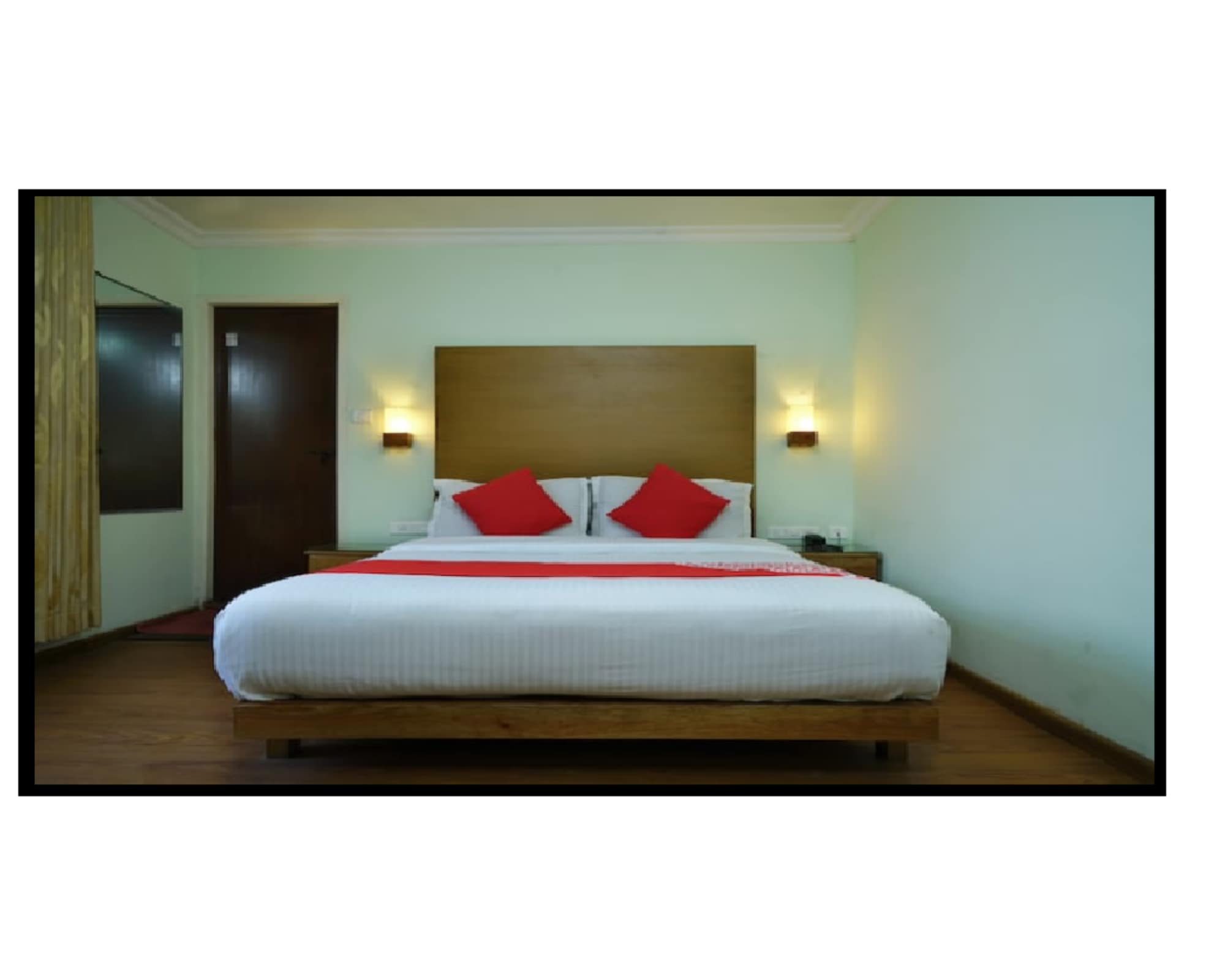 Hotel SN 1975 - Tap to explore photos