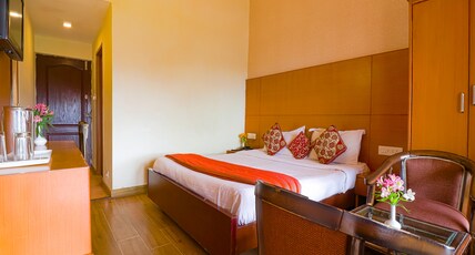 The Byke Sunshine Grand Room Type - Super Deluxe with Balcony
