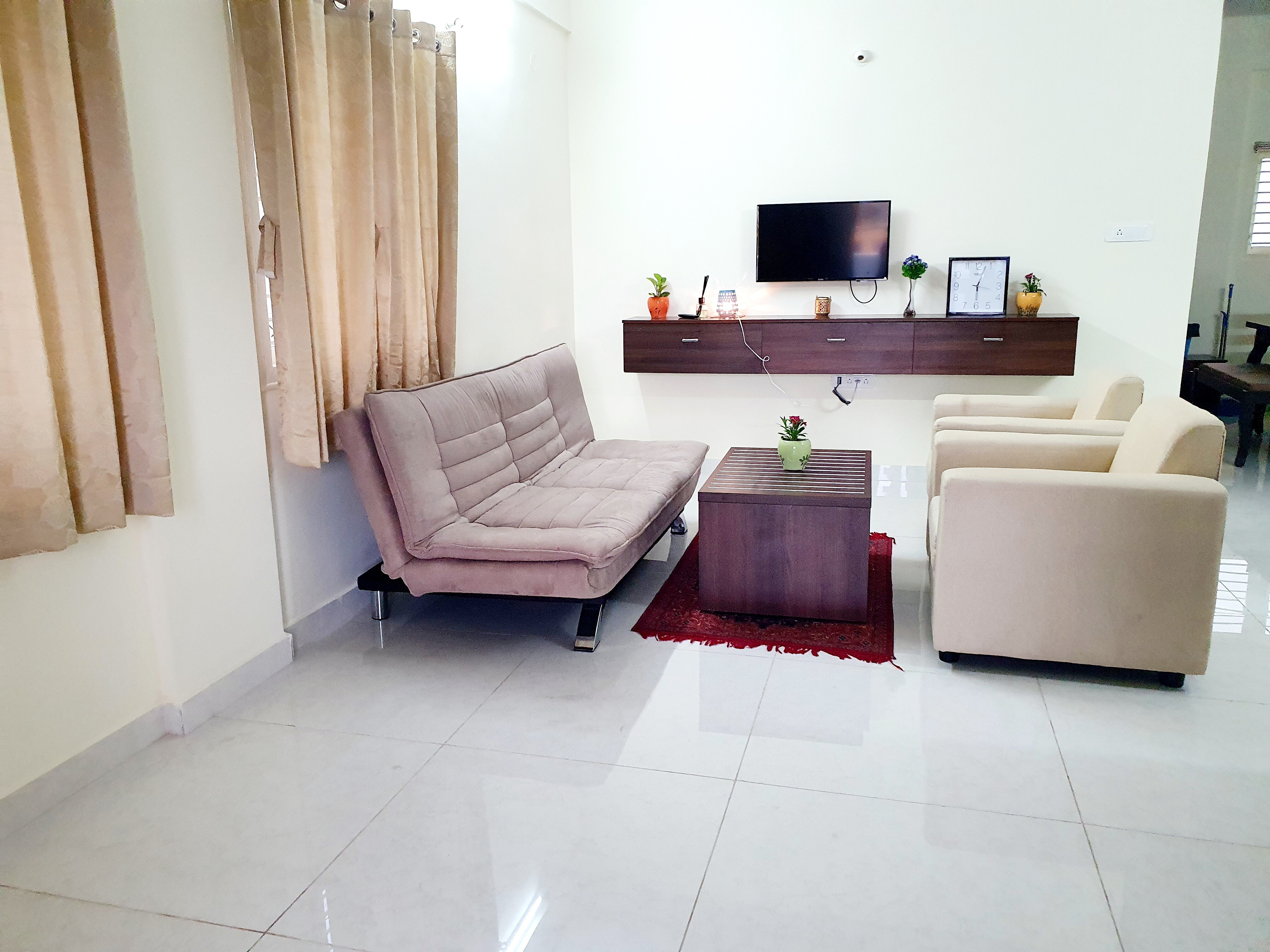 Rent On | Rooms in an Apartment - Tap to explore photos