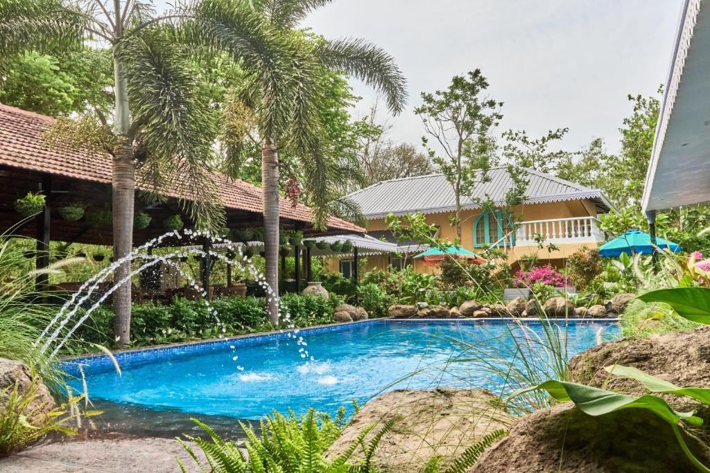 Mayfair Manor Alibag - Tap to explore photos