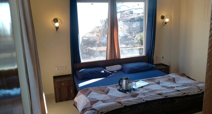Himalayan View stay Room Type - Himalayan View Room
