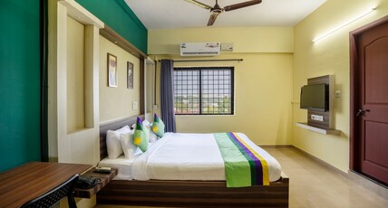 Itsy Hotels Vijaya Residency Room Type - Standard Room