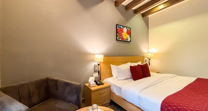 The Maple Woods Resort - (3 mins walk from Kosi River) Room Type - Standard Room