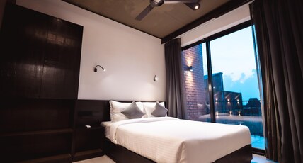 SinQ Village Executive Apartments, Bambolim Room Type - Junior suite