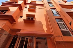 SRI GURU NIKETAN