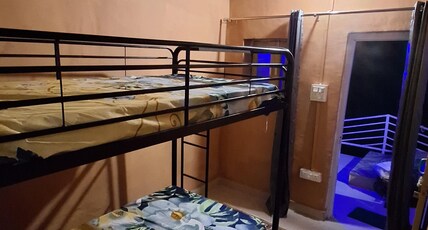 Tathastu Retreat Room Type - 201-Twin Dorm Room