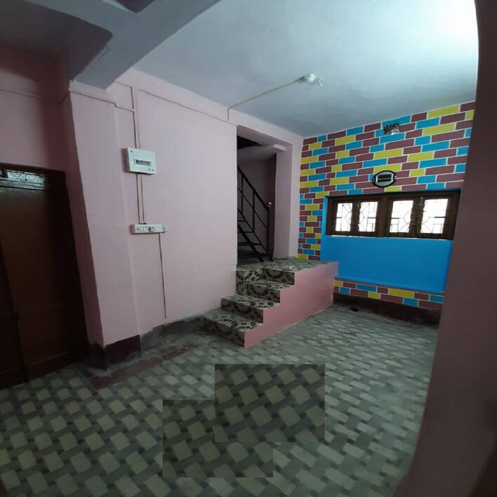 Homely - Tap to explore photos