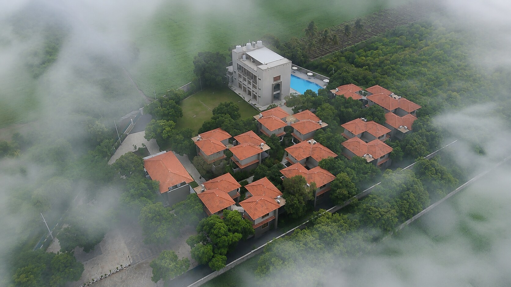AQUA TERRA RESORT - Tap to explore photos