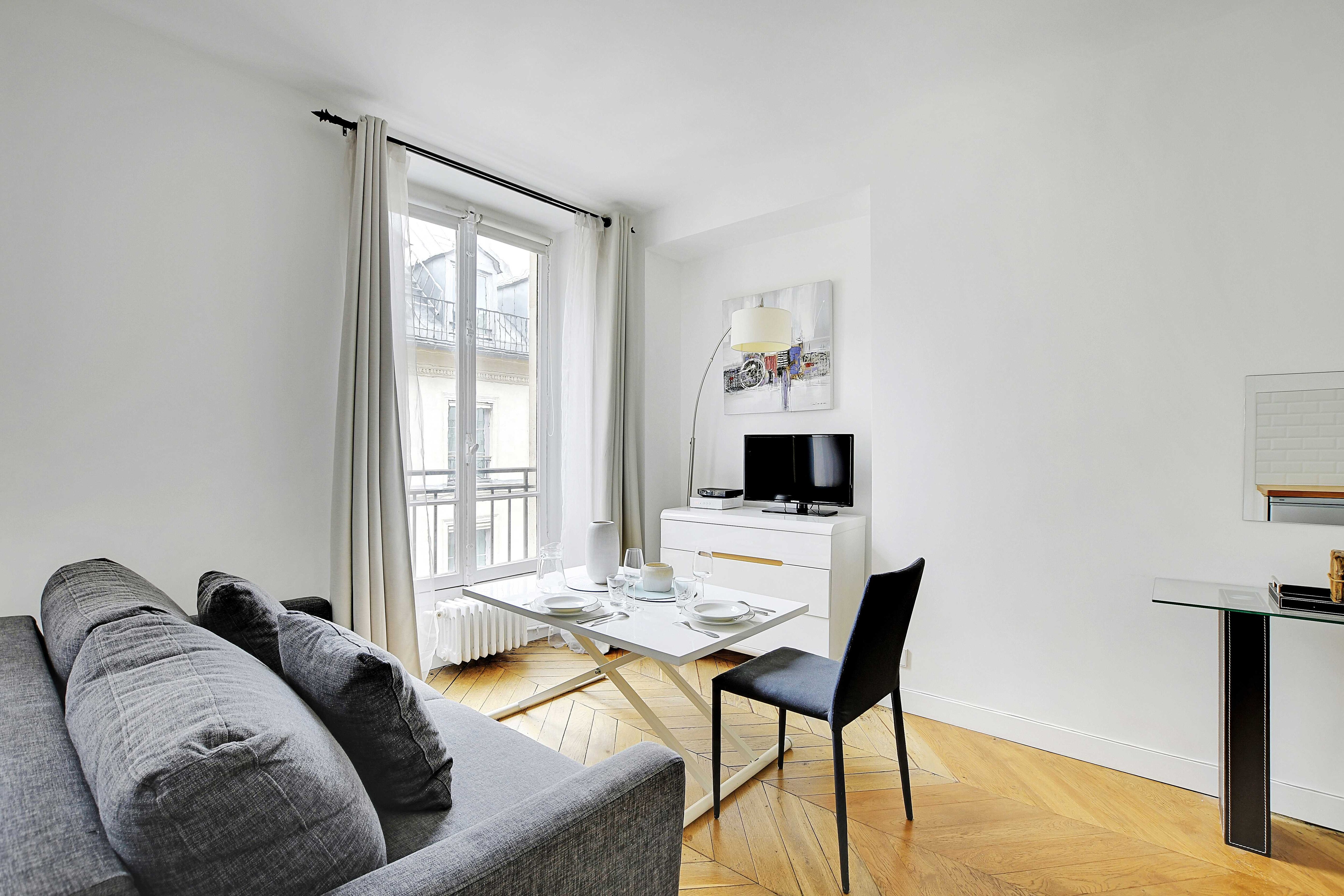Authentic apartment - 1BR/2P - Palais Garnier - Tap to explore photos
